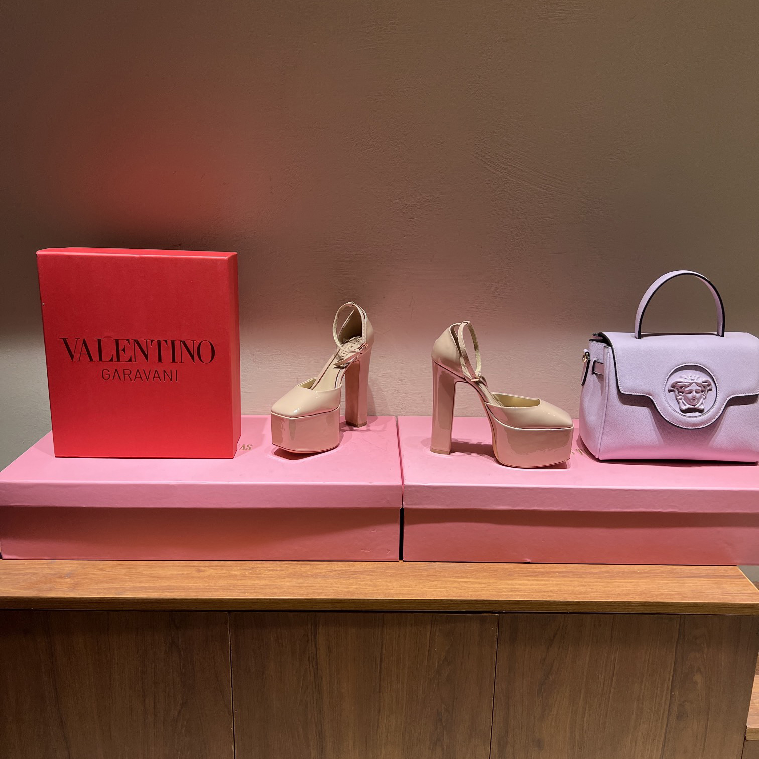Valenti Garavani Tan-Go Platform Pump In Patent Leather  155 MM - FashionPlug