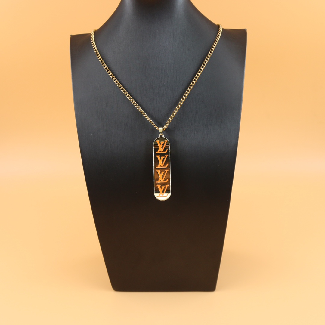 Louis Vuitton LV Skateboard Pendant   MP3276 - FashionPlug