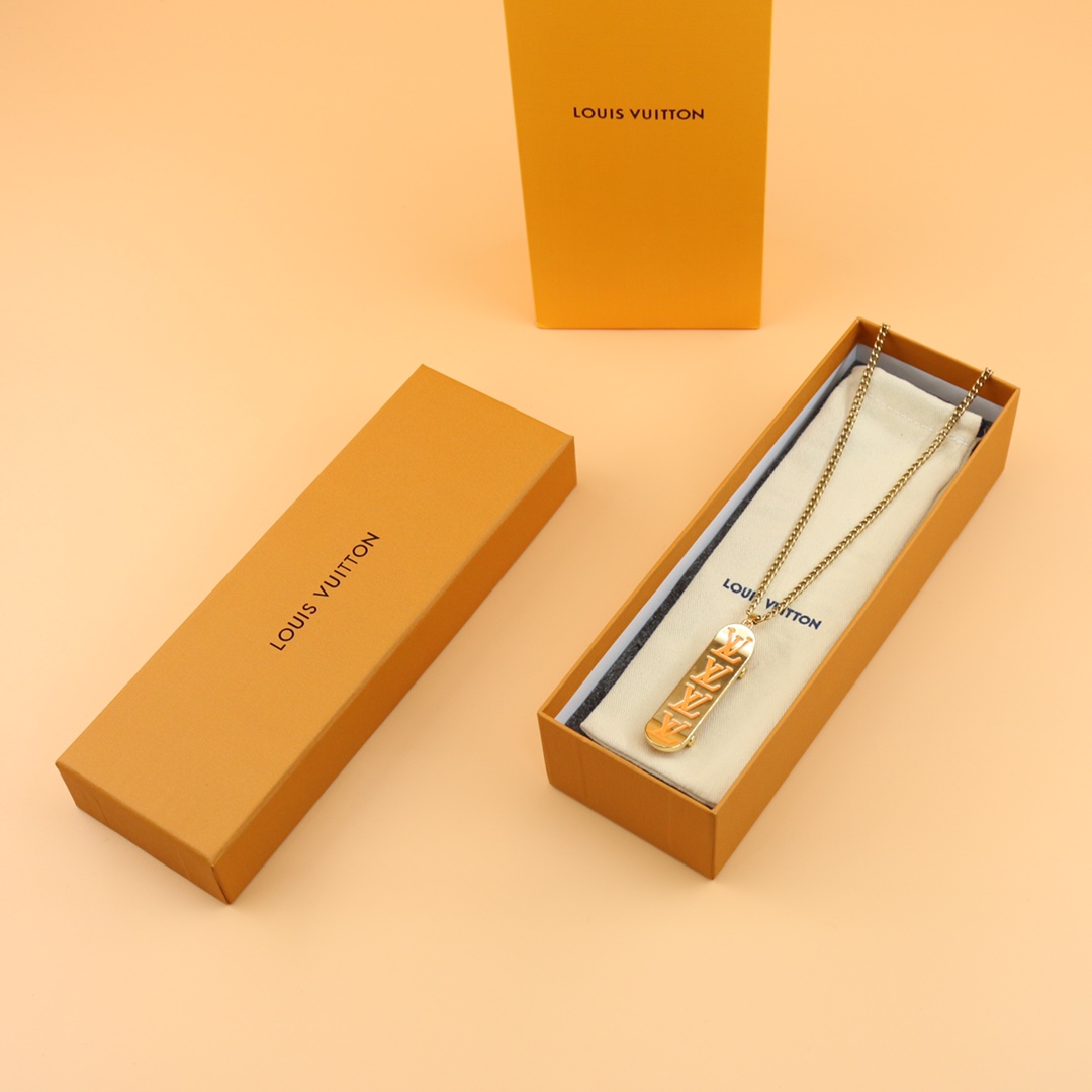 Louis Vuitton LV Skateboard Pendant   MP3276 - FashionPlug