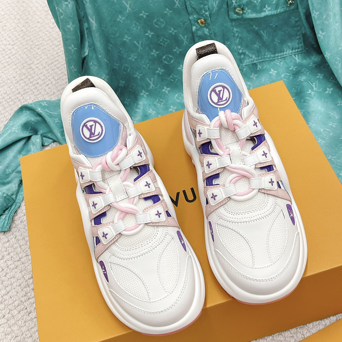 Louis Vuitton LV Archlight Sneaker    - FashionPlug