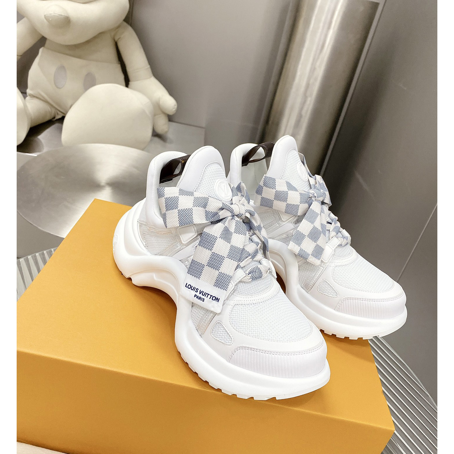 Louis Vuitton LV Archlight Sneaker - FashionPlug
