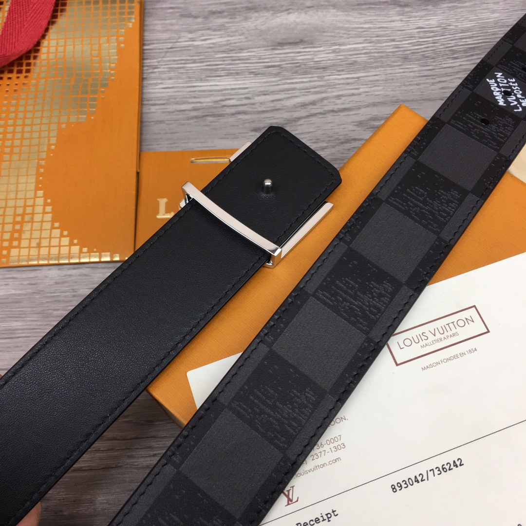 Louis Vuitton Shape 40MM Reversible Belt - FashionPlug