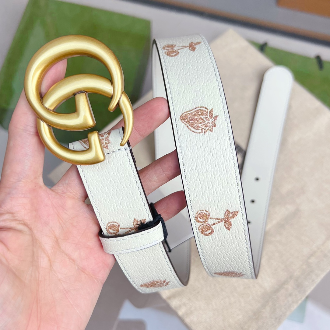 Gucci  GG Marmont Thin Belt - FashionPlug