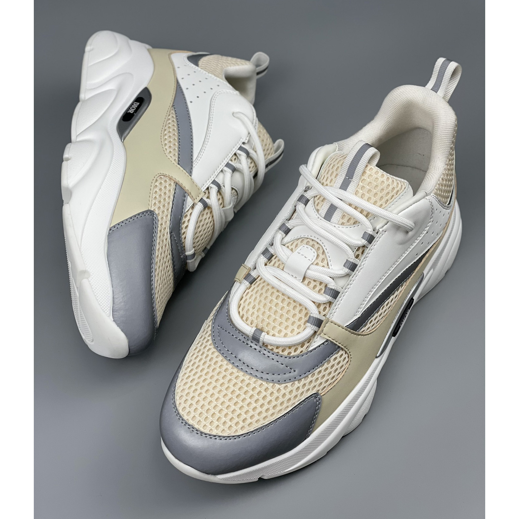 Dior B22 Sneaker  - FashionPlug