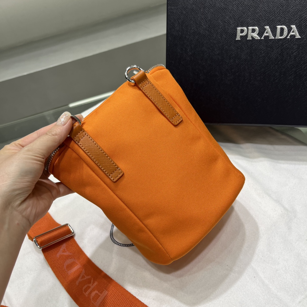 Prada Canvas Shoulder Bag(21-15-15cm)   2VH147 - FashionPlug
