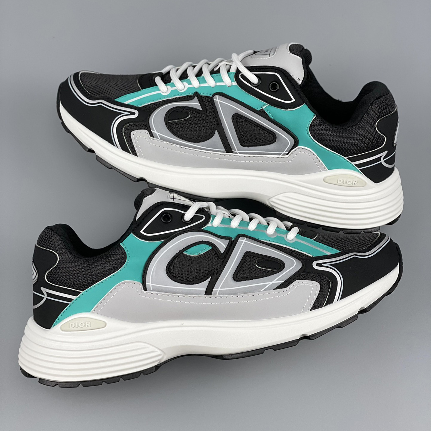 Dior B30 Sneaker  - FashionPlug