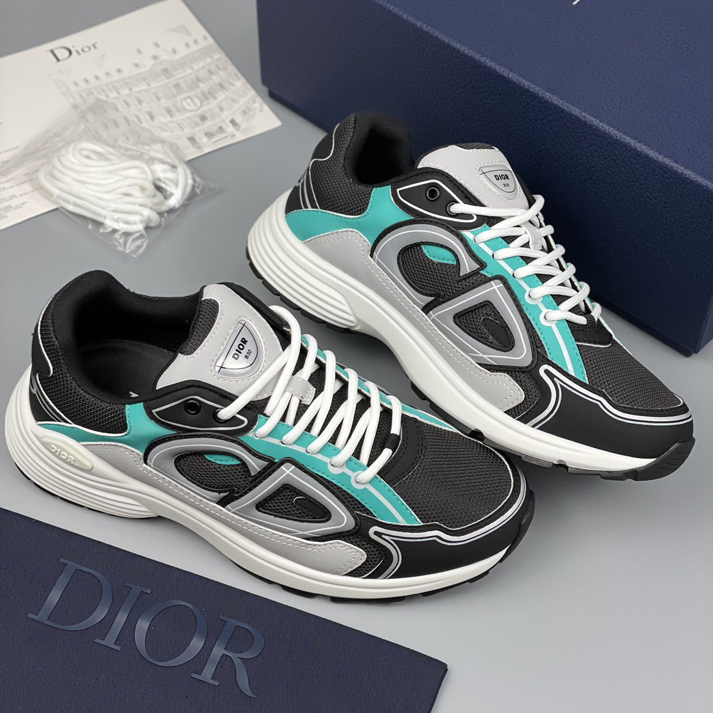 Dior B30 Sneaker  - FashionPlug