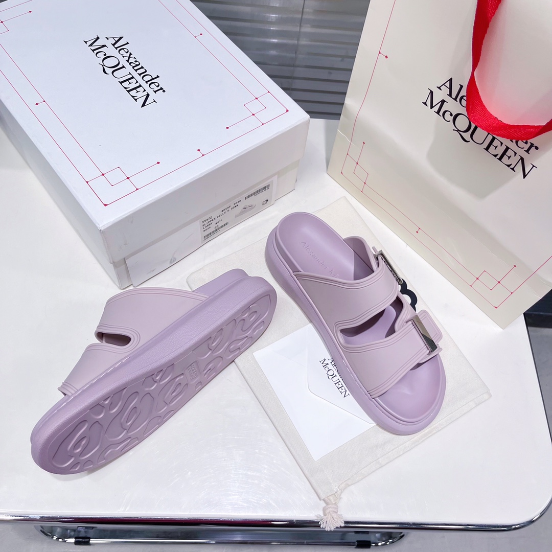 Alexander Mqueen Women's Hybrid Slide In Lilac - FashionPlug