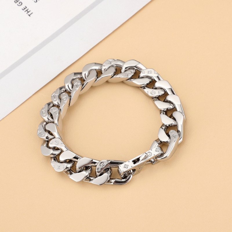 Louis Vuitton LV Chain Links Bracelet  21cm    M69988 - FashionPlug