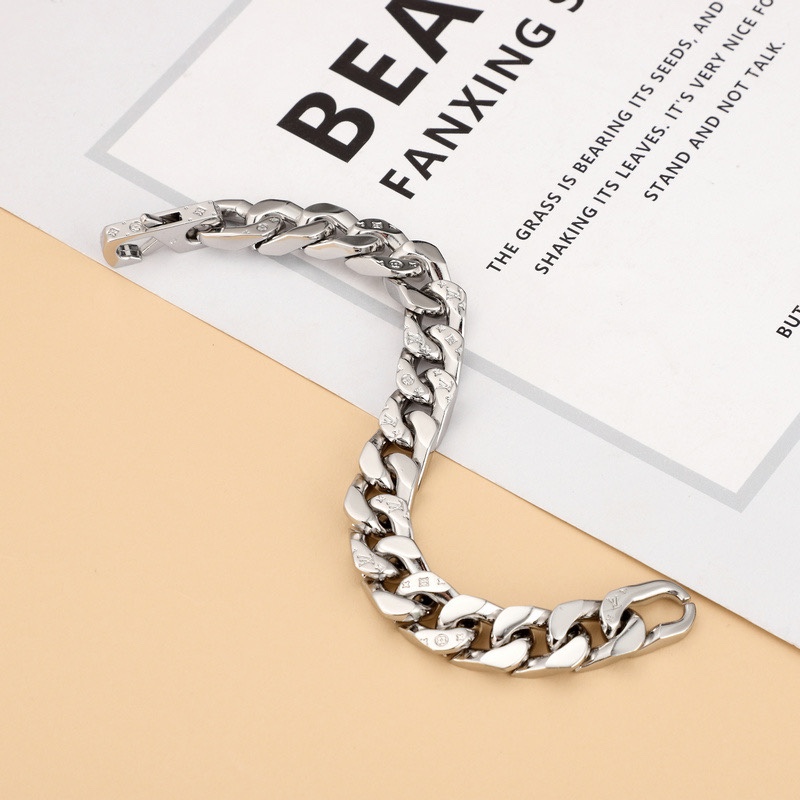 Louis Vuitton LV Chain Links Bracelet  21cm    M69988 - FashionPlug