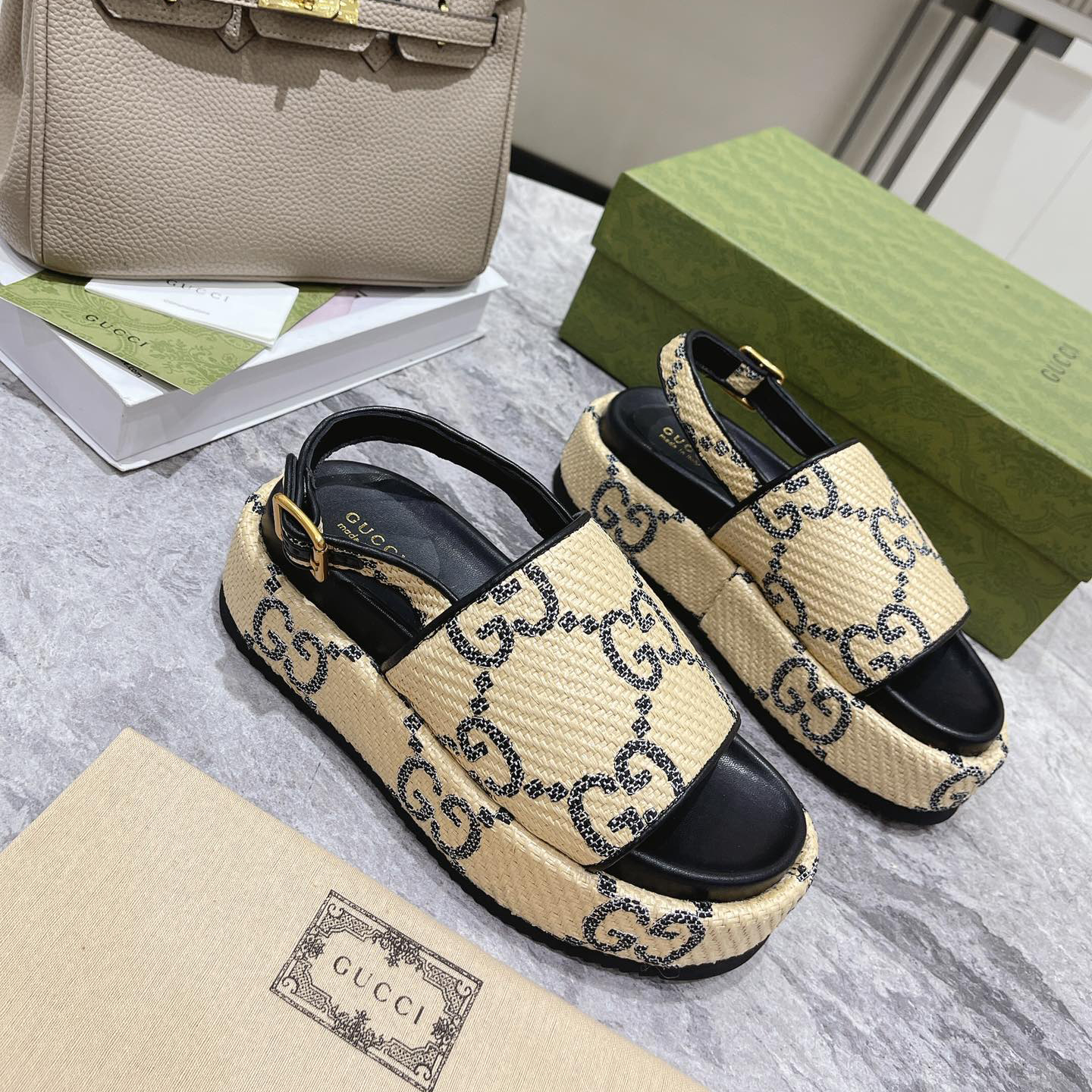 Gucci GG Platform Sandal - FashionPlug