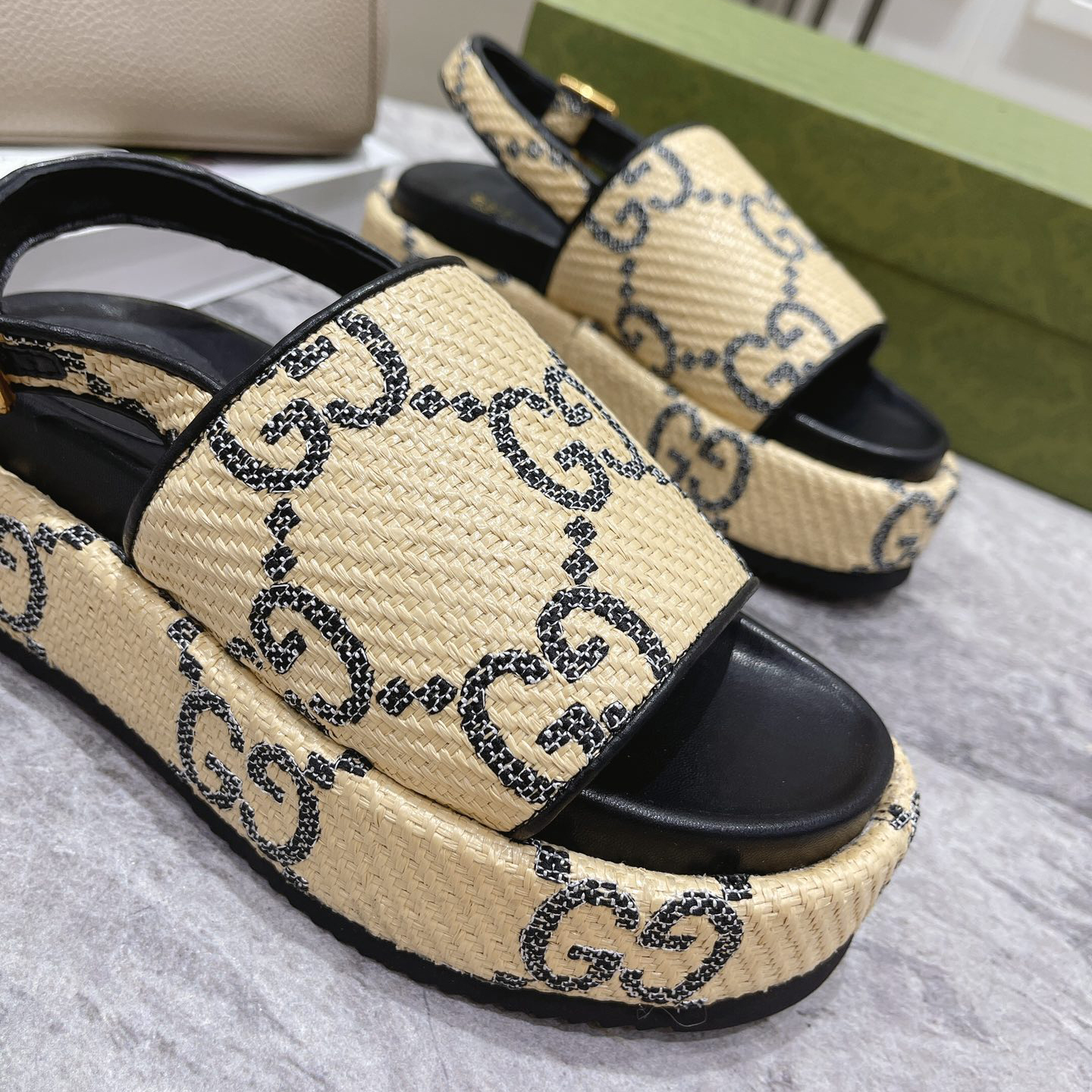 Gucci GG Platform Sandal - FashionPlug