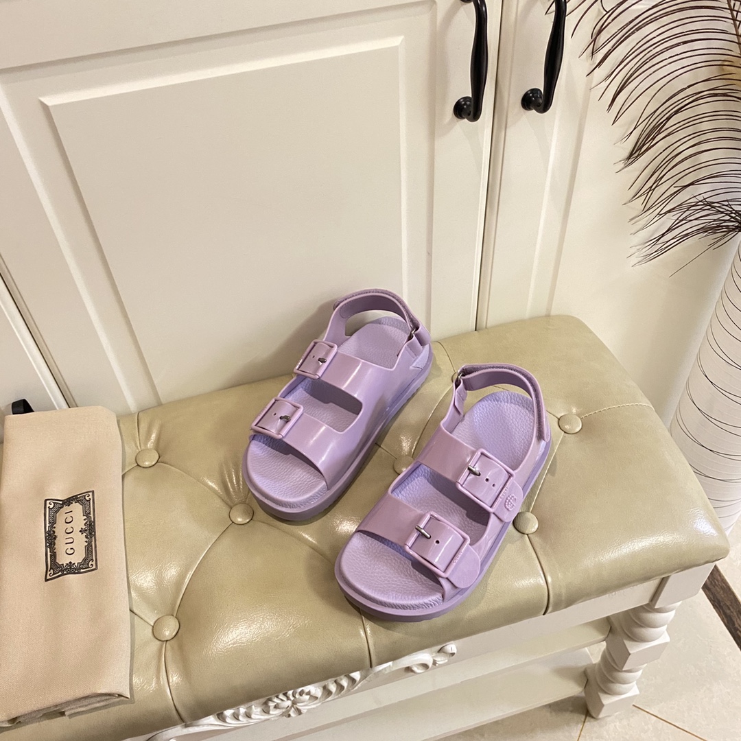Gucci Women's Sandal With Mini Double G - FashionPlug
