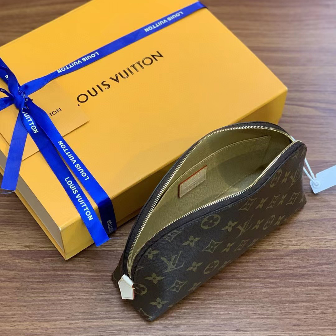 Louis Vuitton Cosmetic Pouch GM (24-17-16cm)   M47353 - FashionPlug