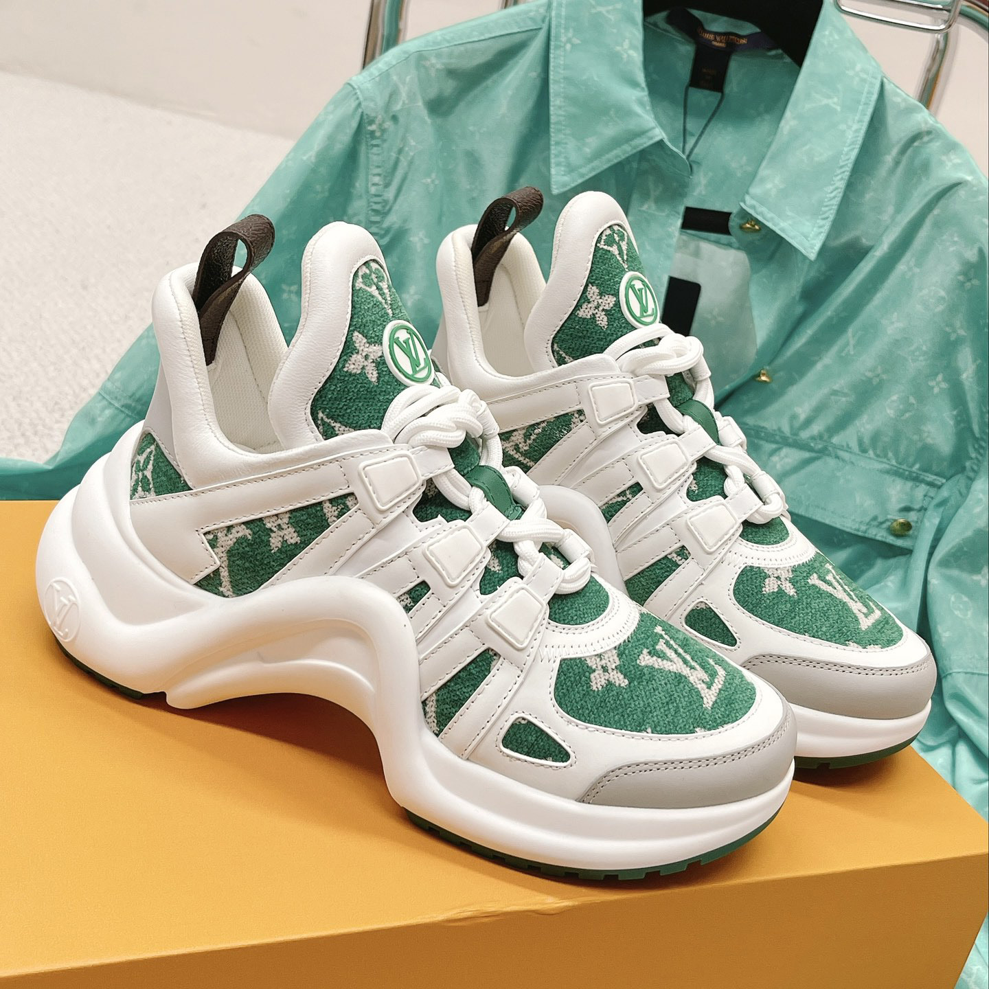 Louis Vuitton LV Archlight Sneaker     1AACT2 - FashionPlug