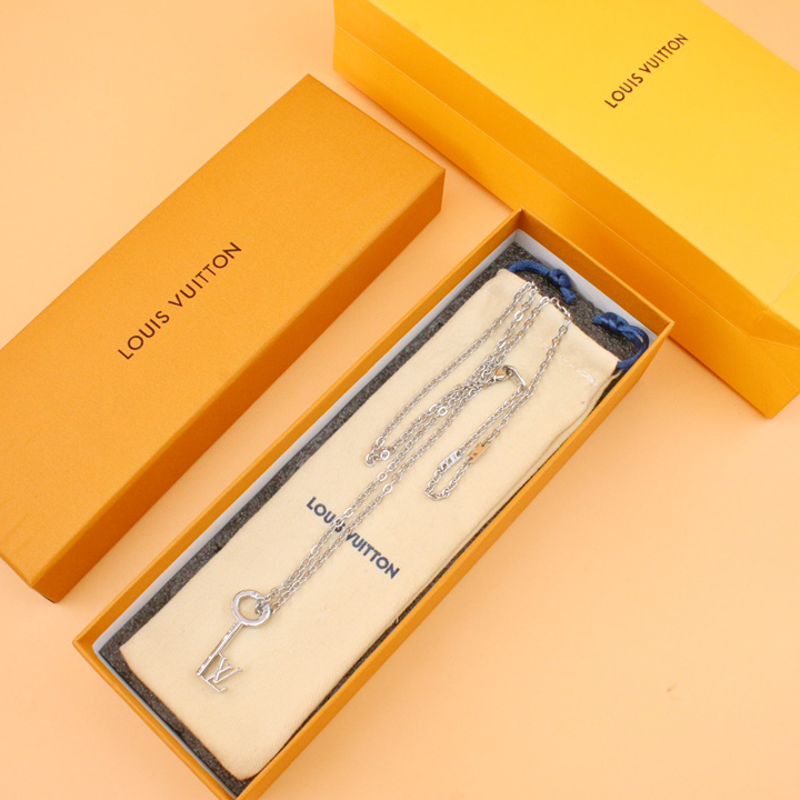 Louis Vuitton LV Key Pendant     M00678 - FashionPlug