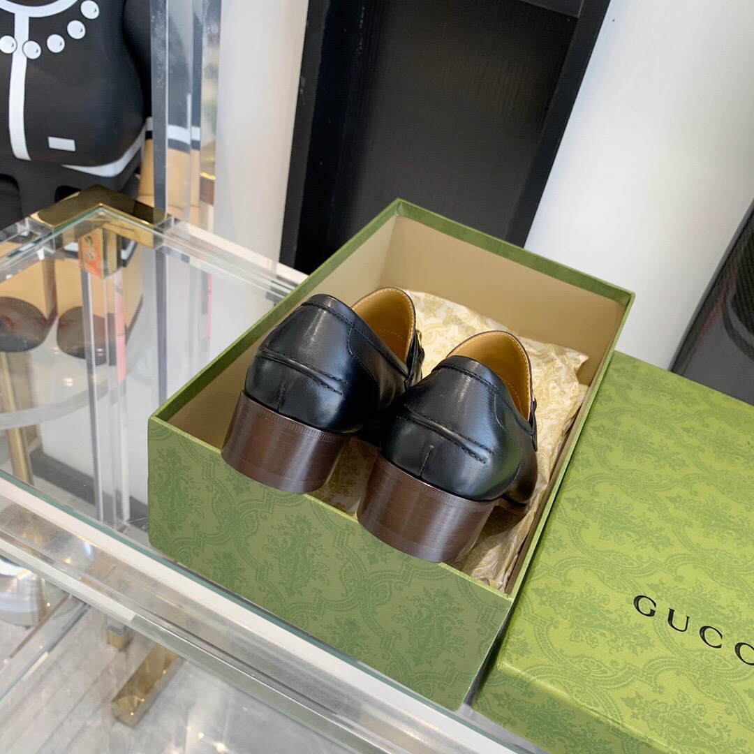 Gucci Loafer With Horsebit And Web - FashionPlug