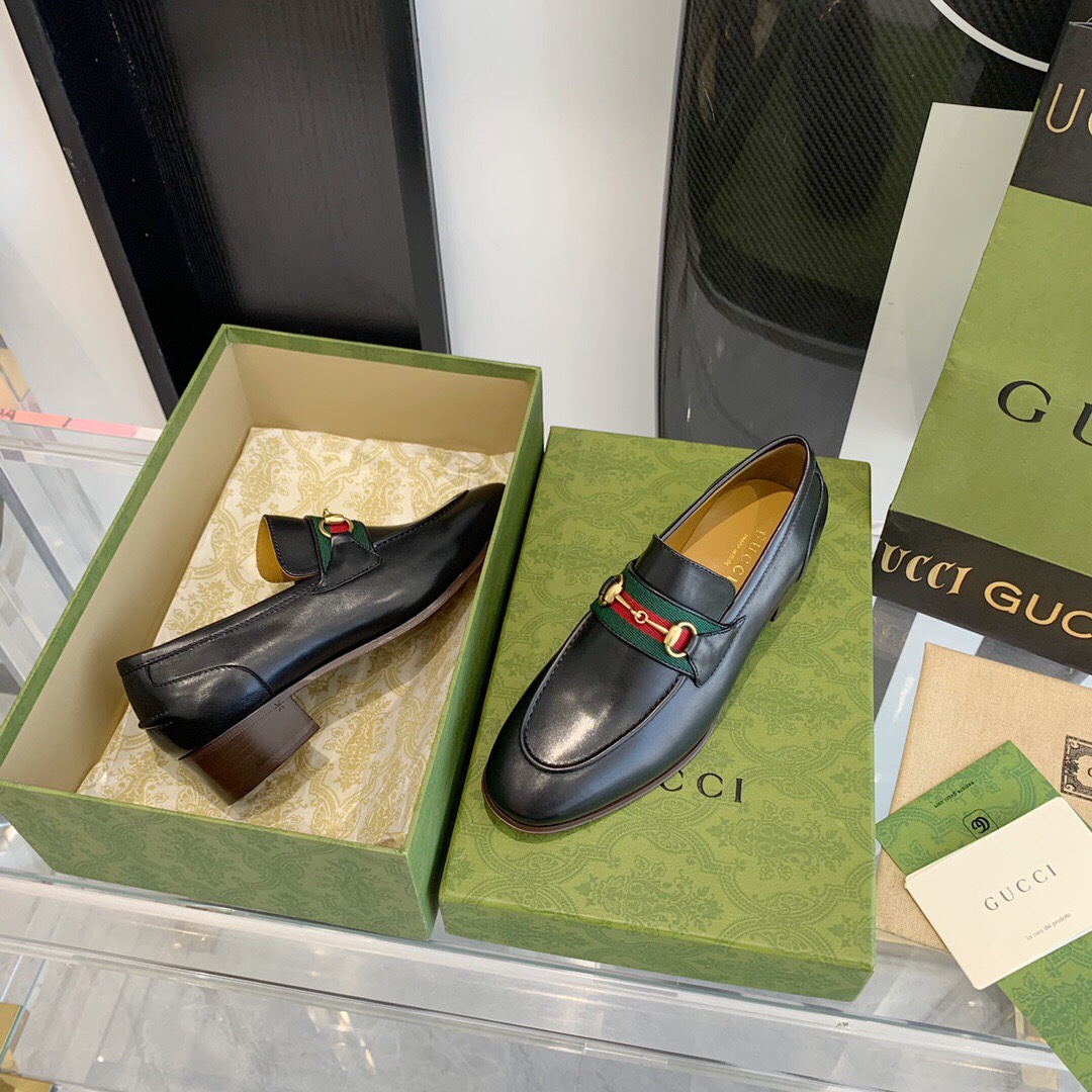 Gucci Loafer With Horsebit And Web - FashionPlug