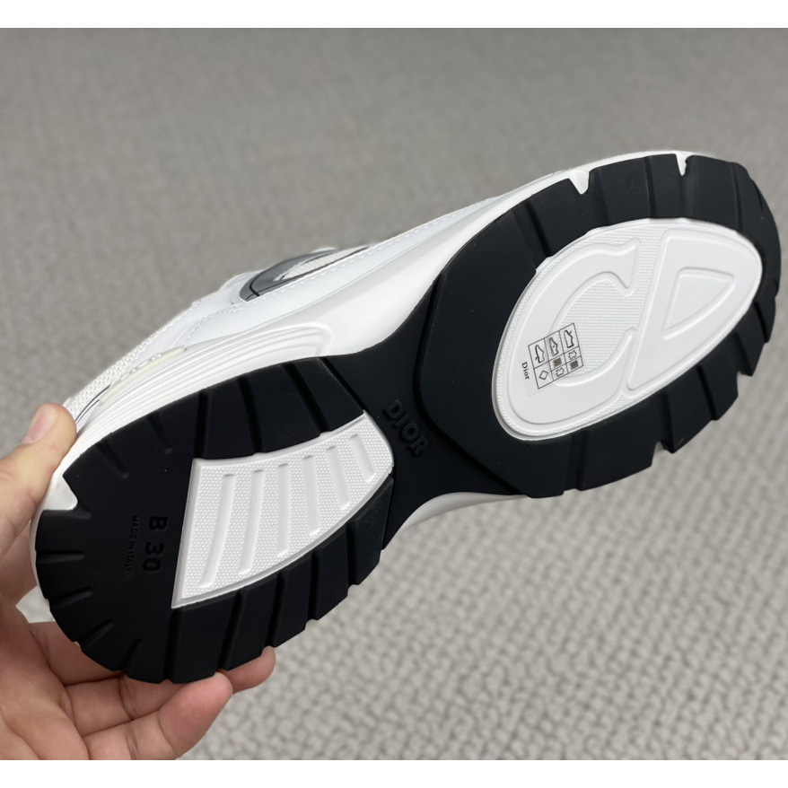 Dior B30 Sneaker  - FashionPlug