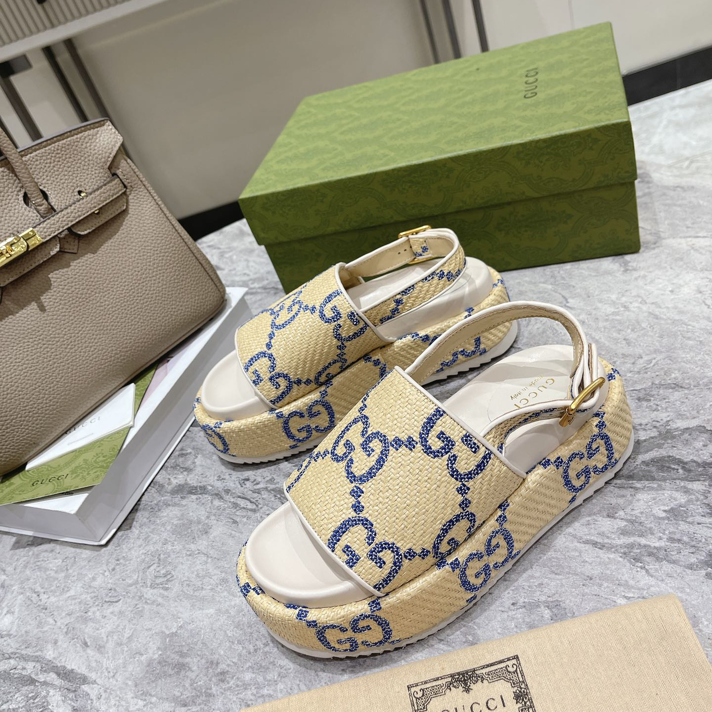 Gucci GG Platform Sandal - FashionPlug
