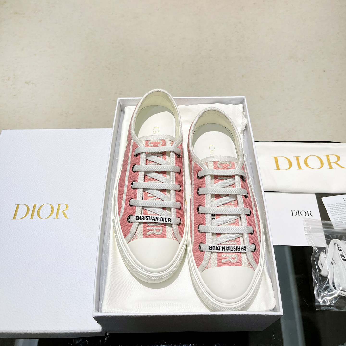 Dior Walk'n' Dior  Sneaker - FashionPlug