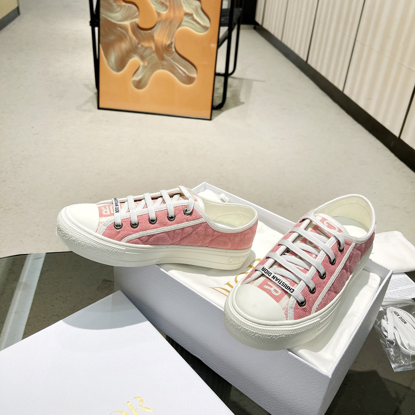 Dior Walk'n' Dior  Sneaker - FashionPlug