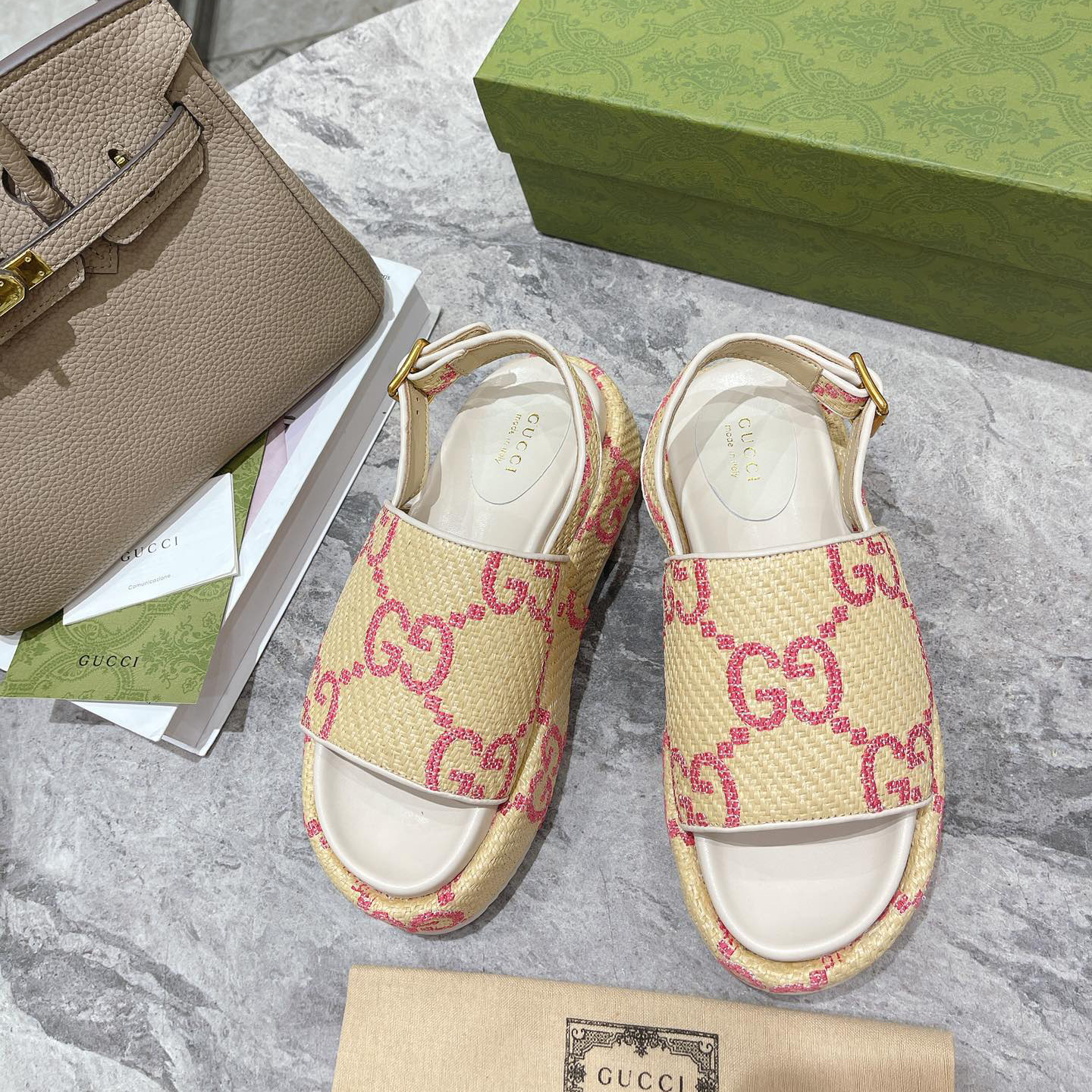 Gucci GG Platform Sandal - FashionPlug