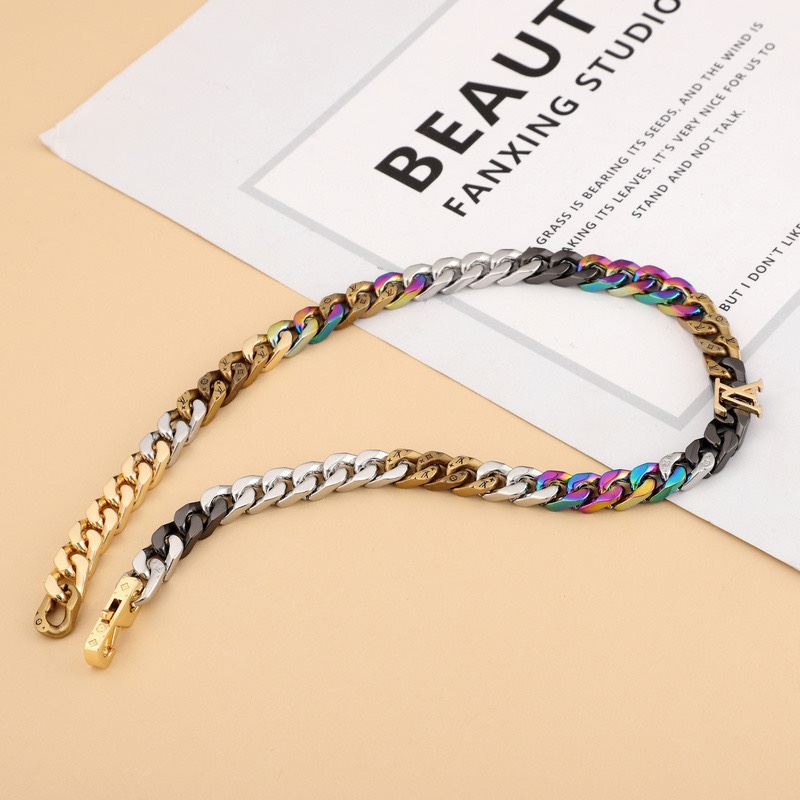 Louis Vuitton LV Chain Links Necklace M69462  50cm    - FashionPlug