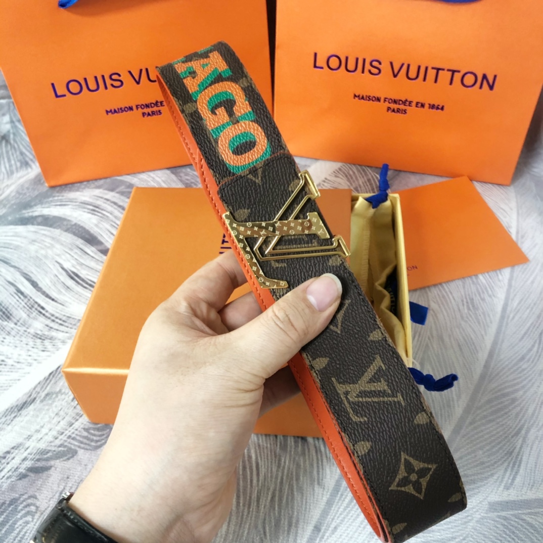Louis Vuitton LV Pyramide Cities Exclusive 40MM Reversible Belt—Chicago - FashionPlug