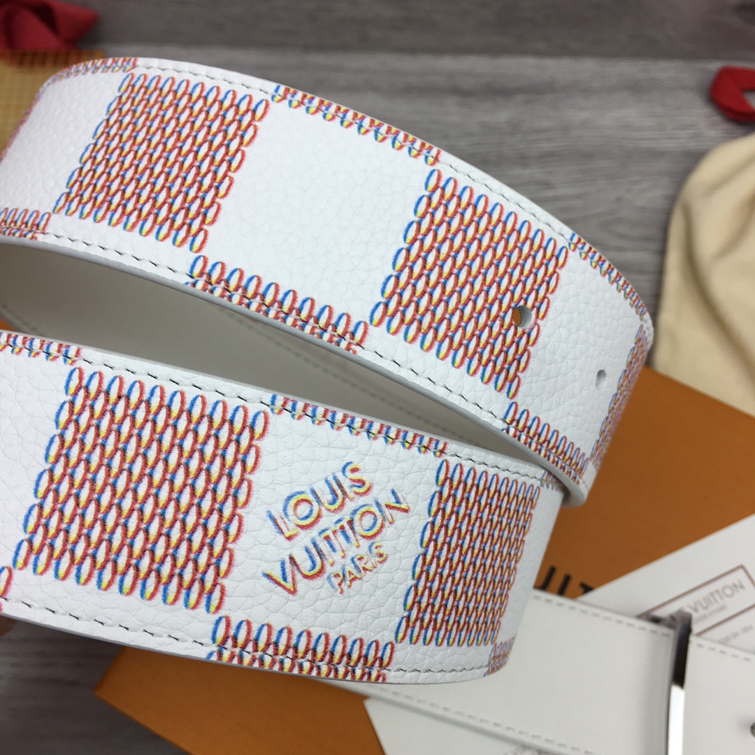 Louis Vuitton LV Optic 40MM Reversible Belt   M0556S - FashionPlug