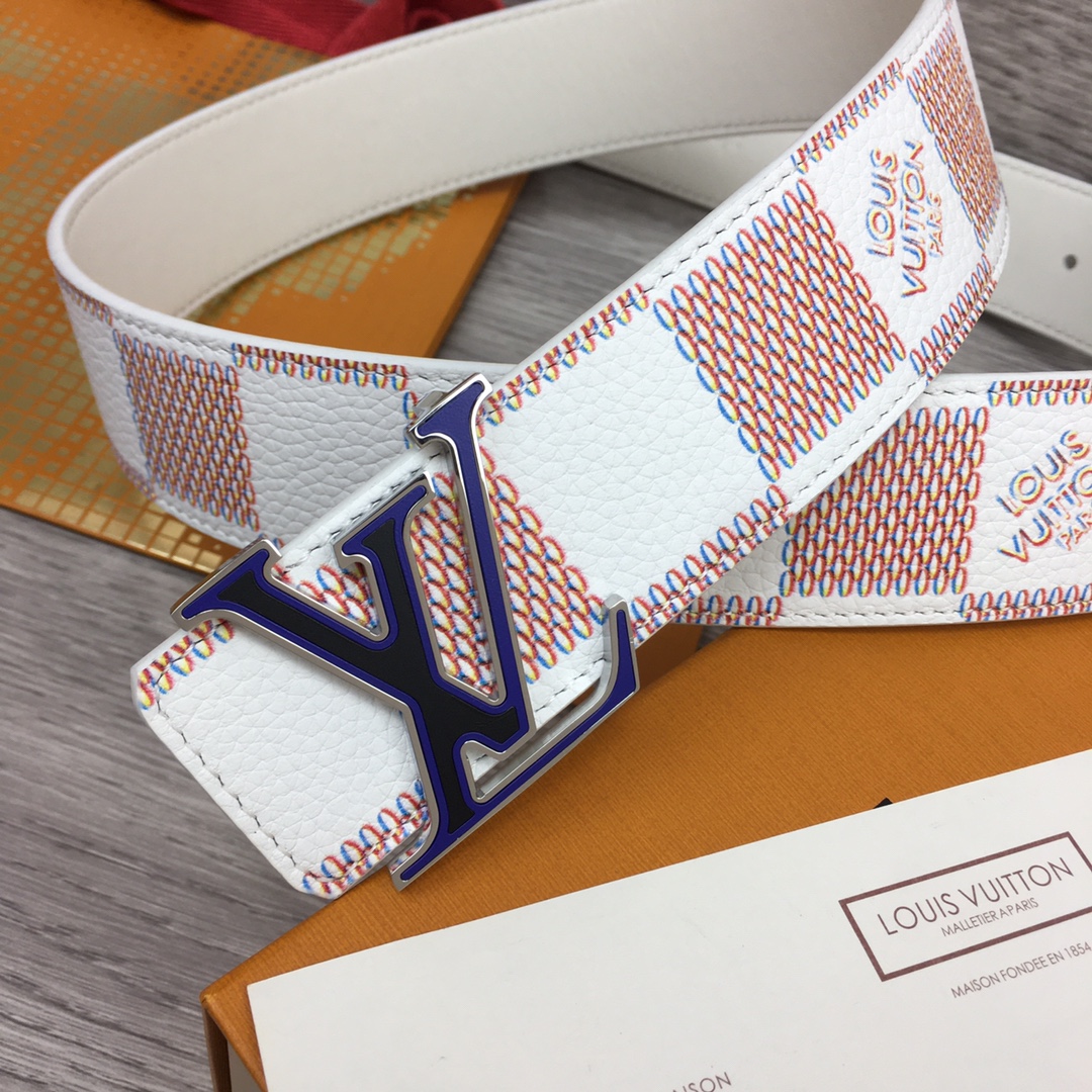 Louis Vuitton LV Optic 40MM Reversible Belt   M0556S - FashionPlug