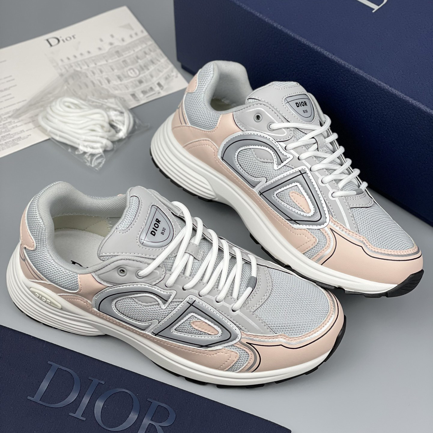 Dior B30 Sneaker  - FashionPlug