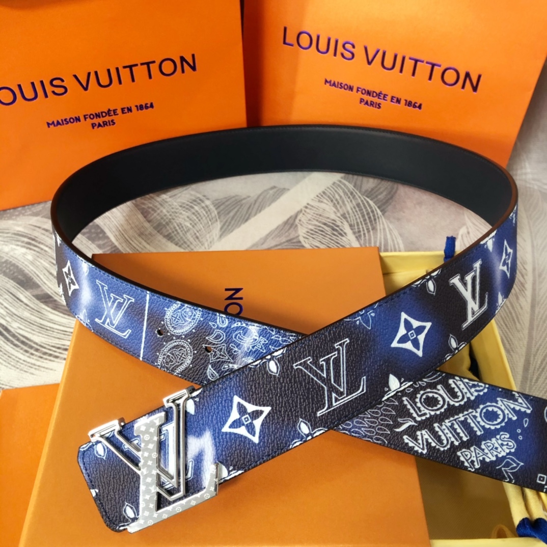Louis Vuitton LV Initials Mng Bandana 40MM Reversible Belt   M0530T - FashionPlug