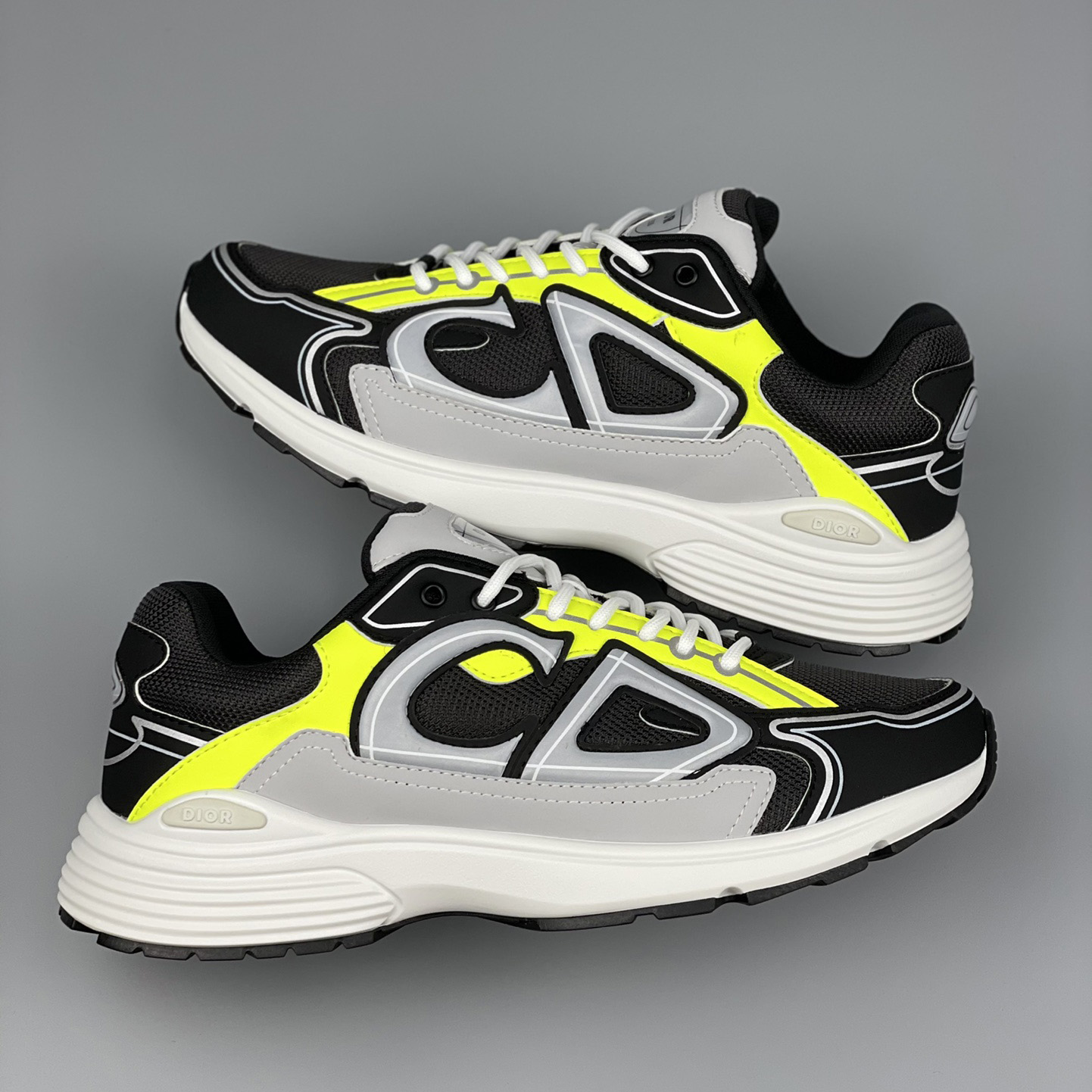 Dior B30 Sneaker  - FashionPlug