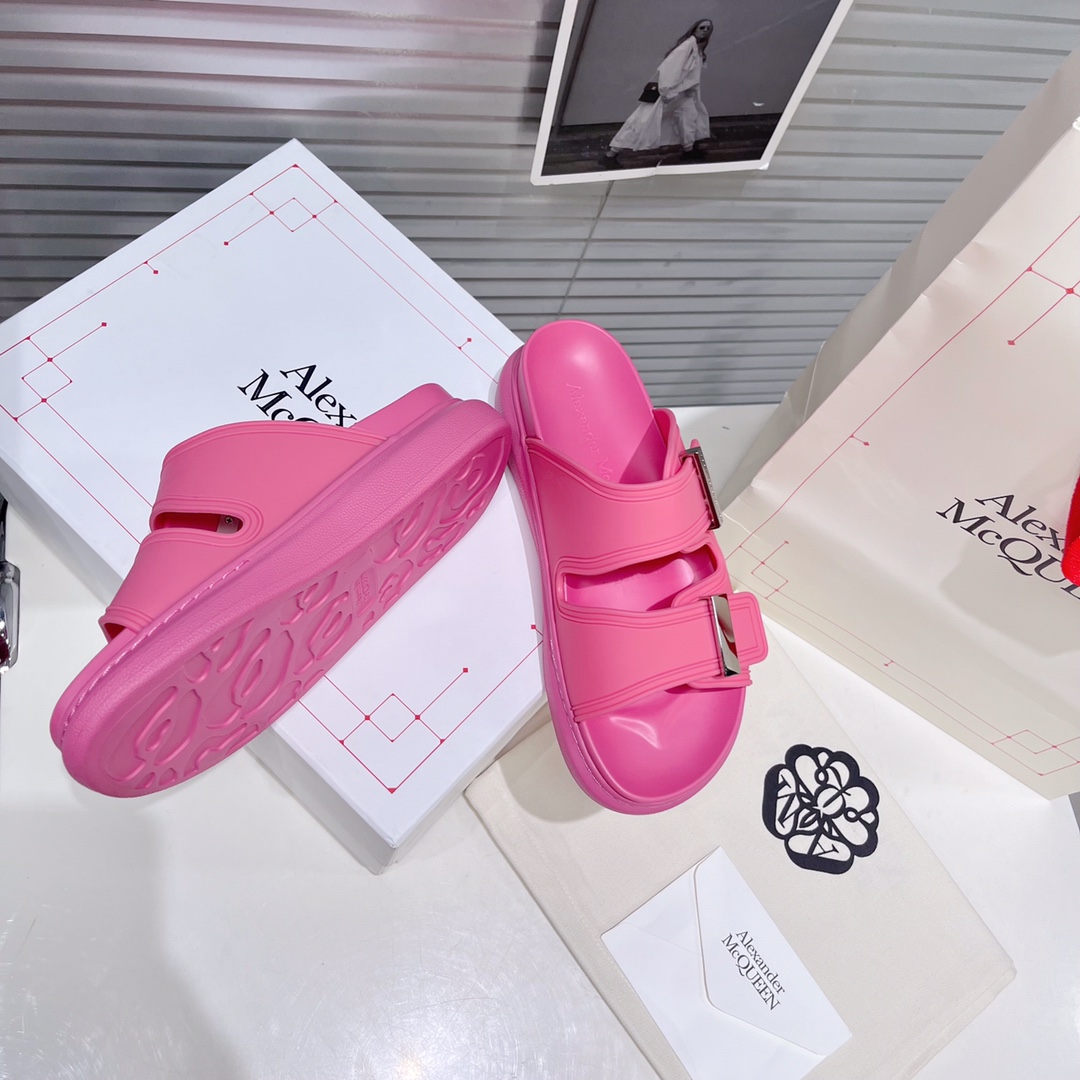 Alexander Mqueen Women's Hybrid Slide In Coral - FashionPlug