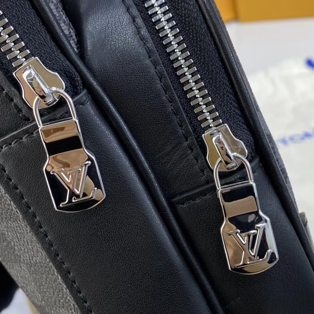 Louis Vuitton Amazone Sling Bag(17-21-6cm) - FashionPlug
