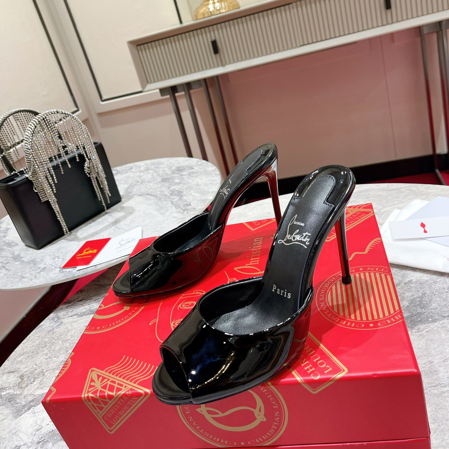 Christian Louboutin Me Dolly 100 mm - FashionPlug