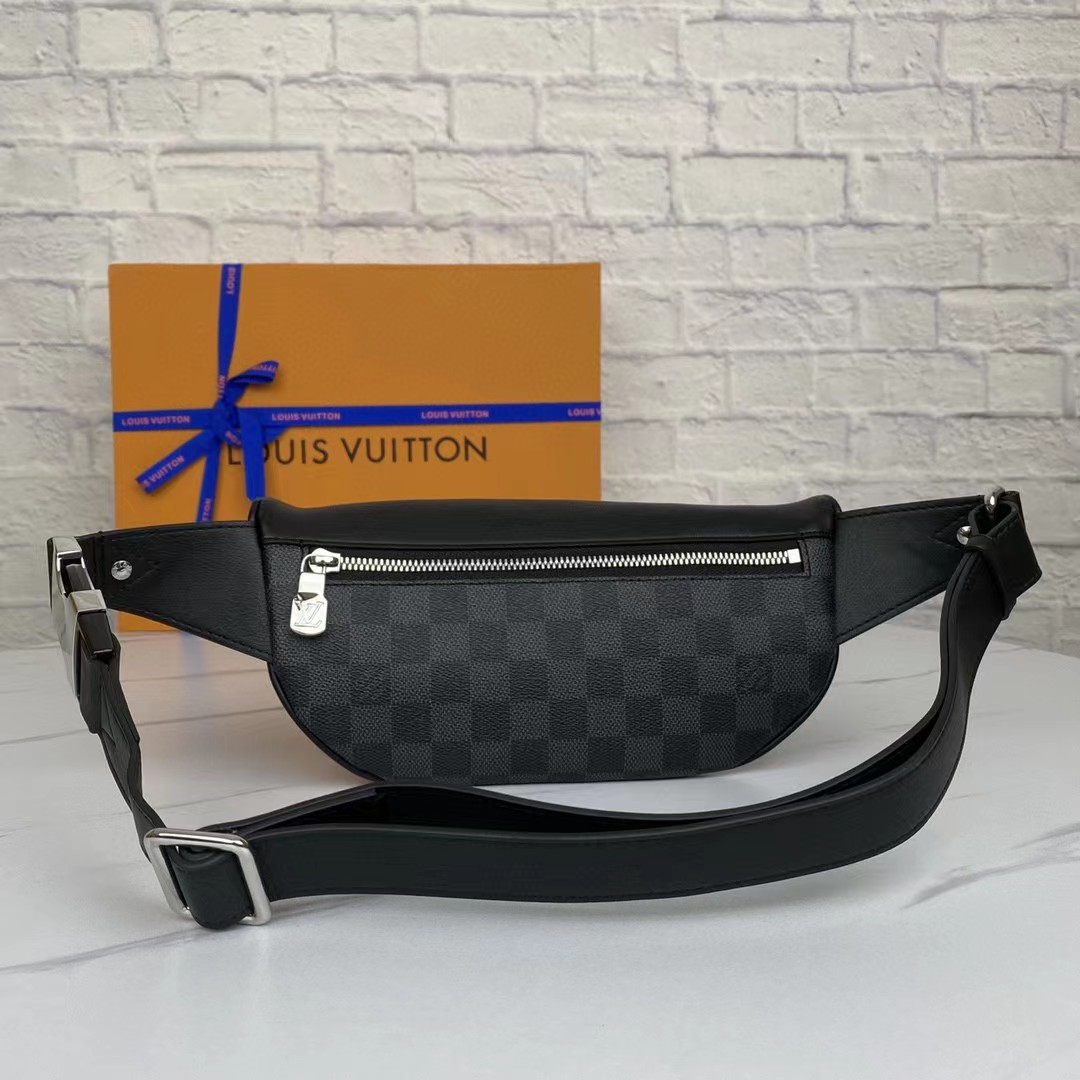 Louis Vuitton Campus Bumbag(26-13-7cm) - FashionPlug