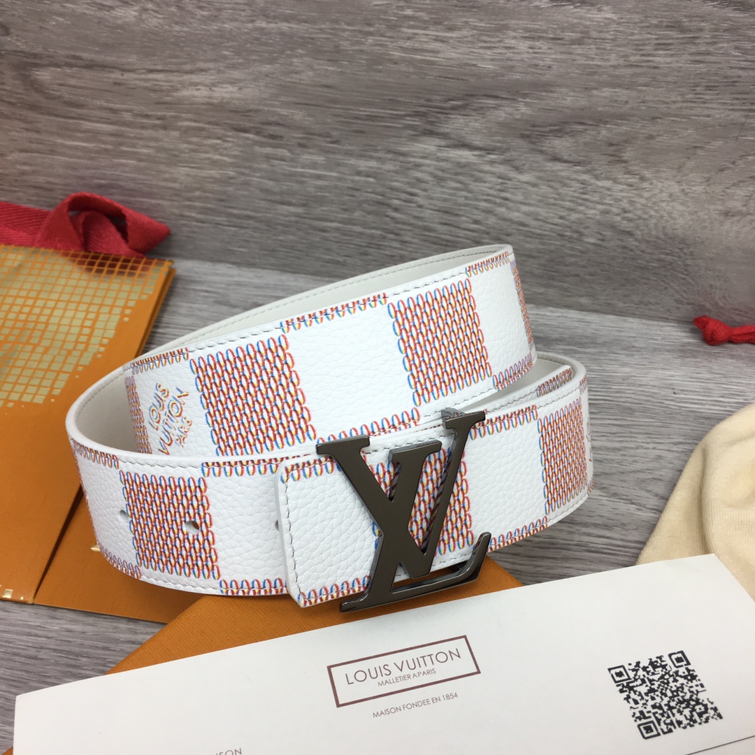 Louis Vuitton LV Optic 40MM Reversible Belt   M0556S - FashionPlug