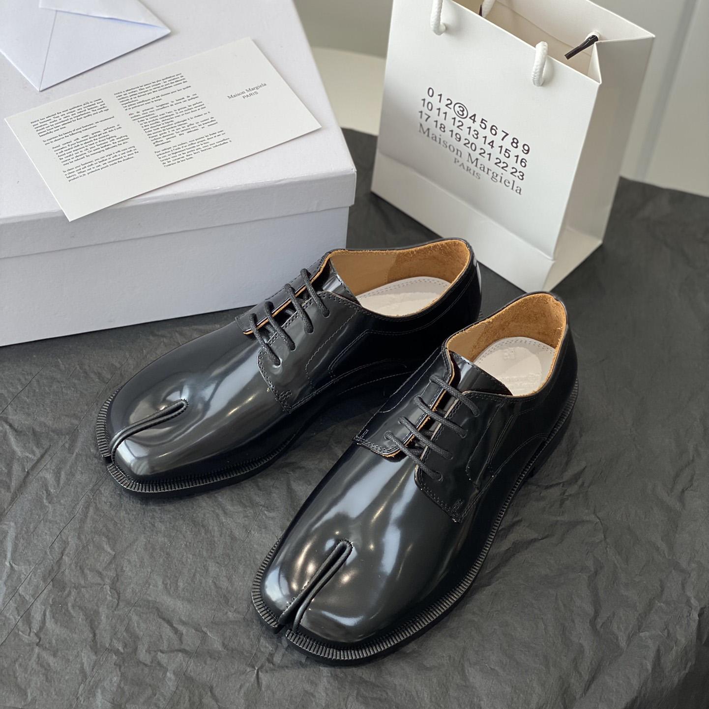 Maison Margiela Tabi Leather Brogues - FashionPlug