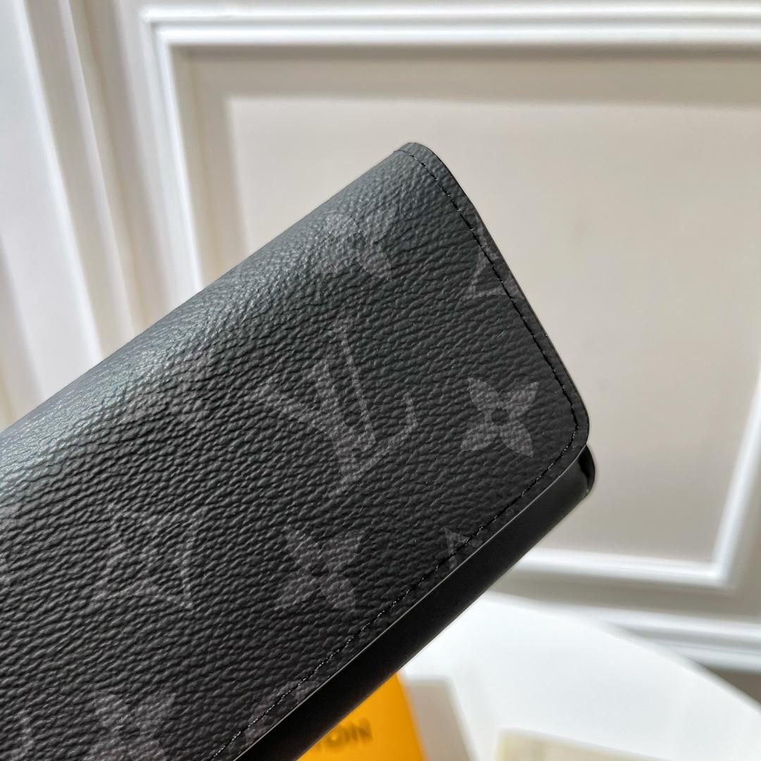 Louis Vuitton Woody Glasses Case   GI0296 - FashionPlug