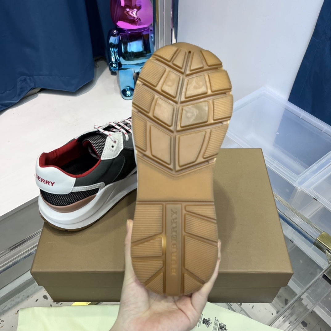 Burberry Cotton Sneakers - FashionPlug