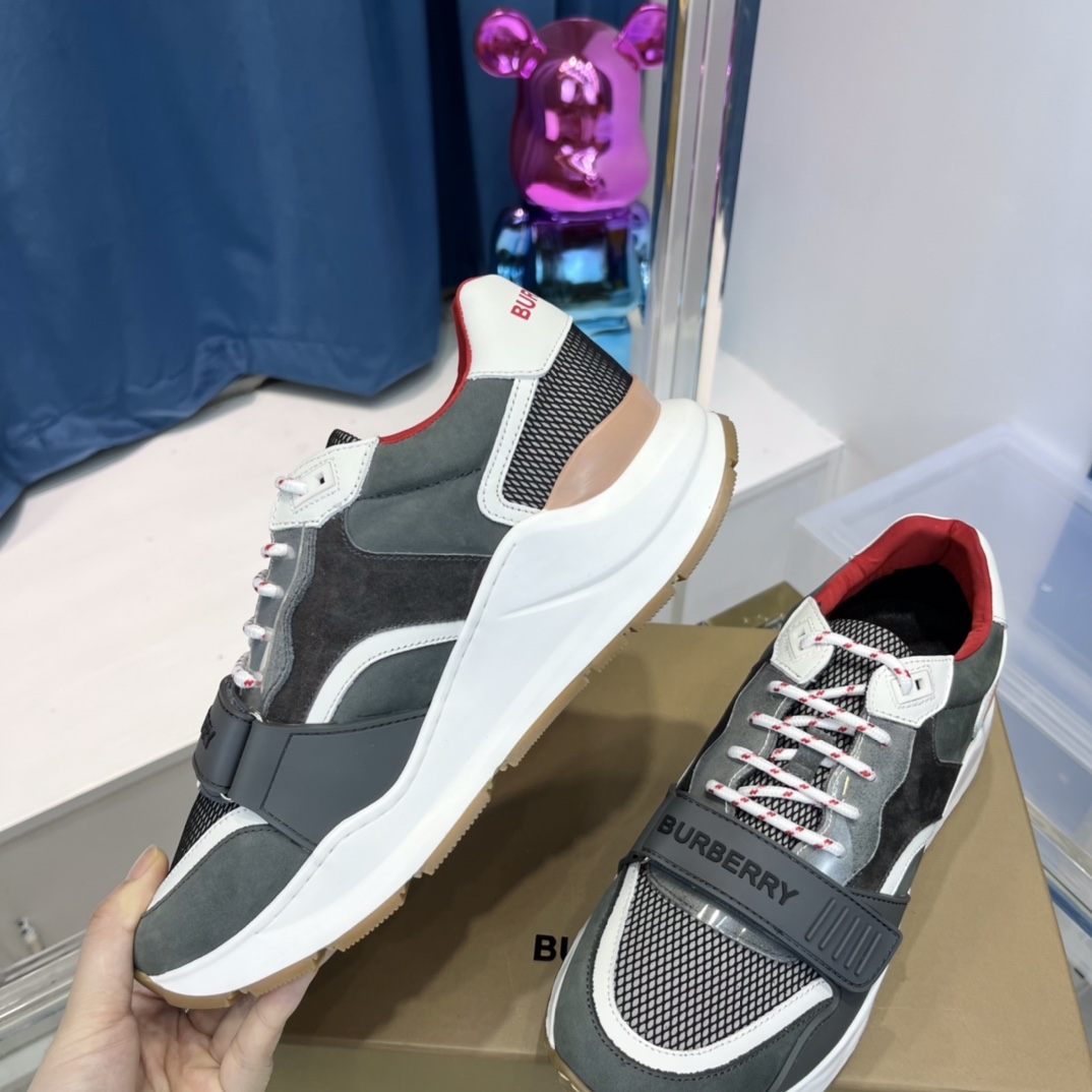Burberry Cotton Sneakers - FashionPlug