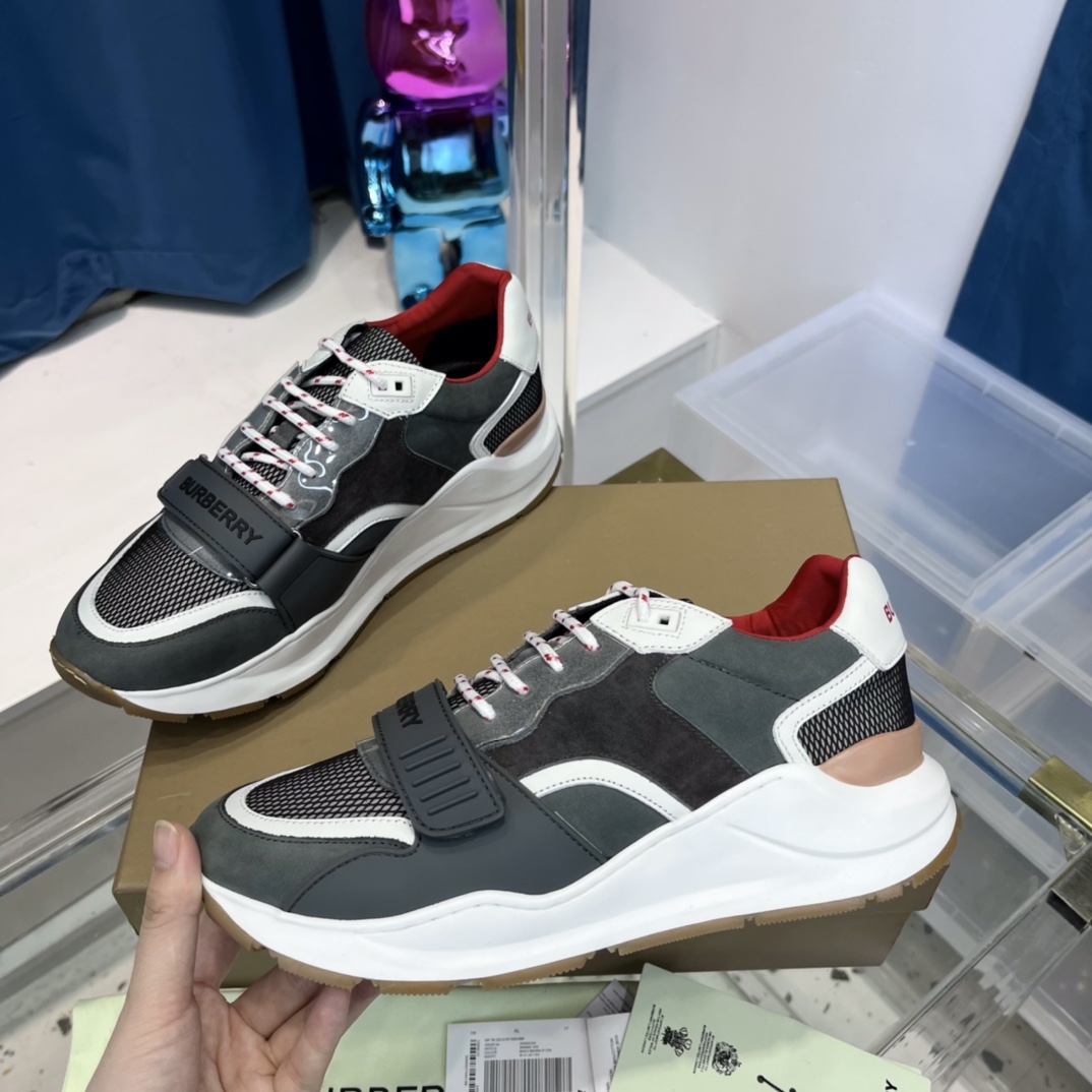 Burberry Cotton Sneakers - FashionPlug