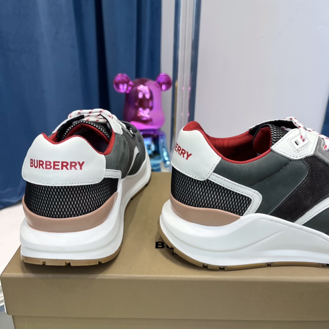 Burberry Cotton Sneakers - FashionPlug