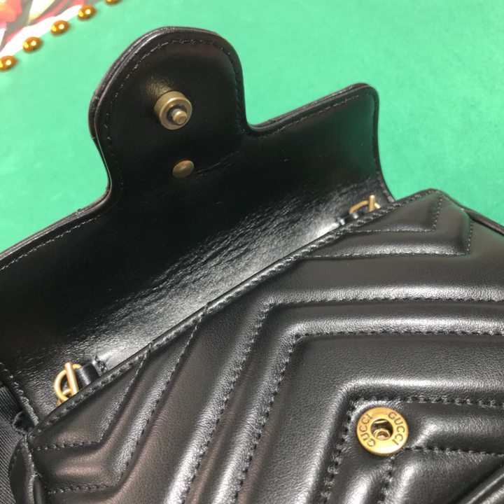 Gucci GG Marmont Matelassé Lather Super Mini Bag(16.5-10.2-5.1cm) - FashionPlug