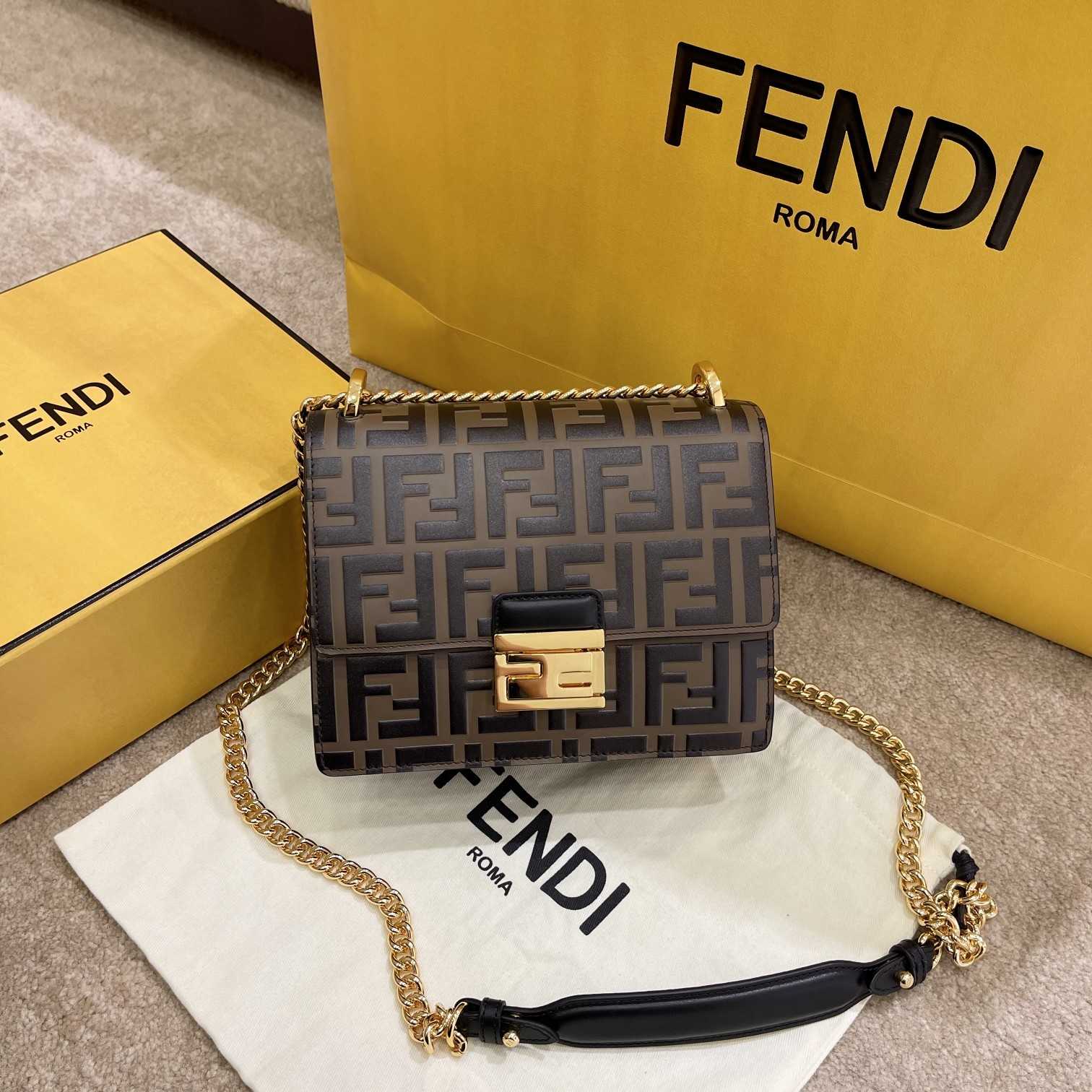 Fendi Kan U Small Brown Leather Mini-Bag(19-13-9cm) - FashionPlug