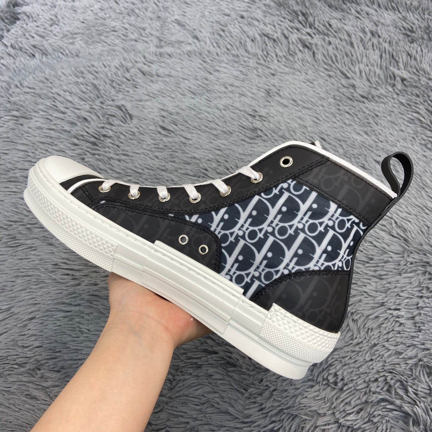 Dior B23 High-Top Sneaker - FashionPlug