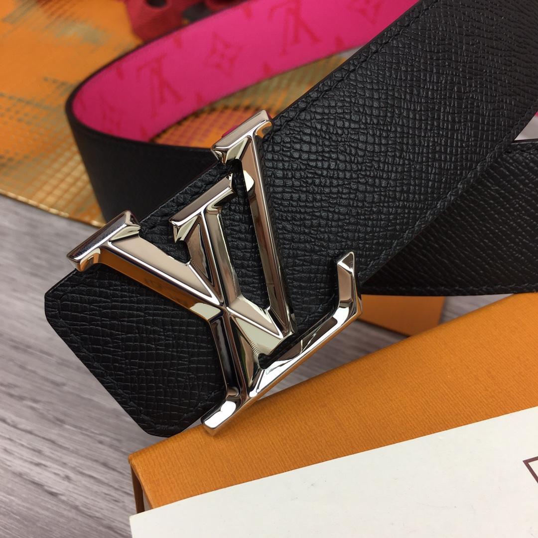 Louis Vuitton LV Pyramide 40mm Reversible - FashionPlug