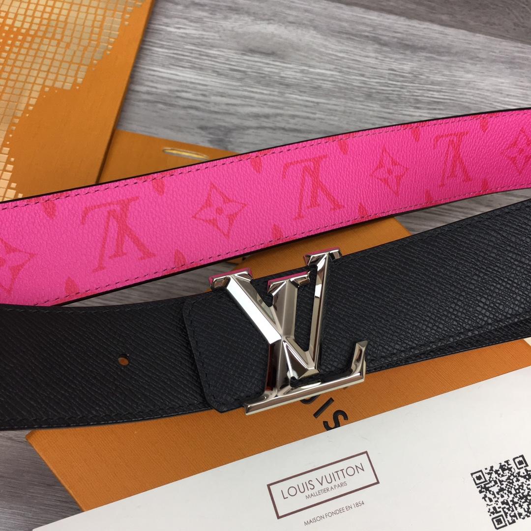 Louis Vuitton LV Pyramide 40mm Reversible - FashionPlug